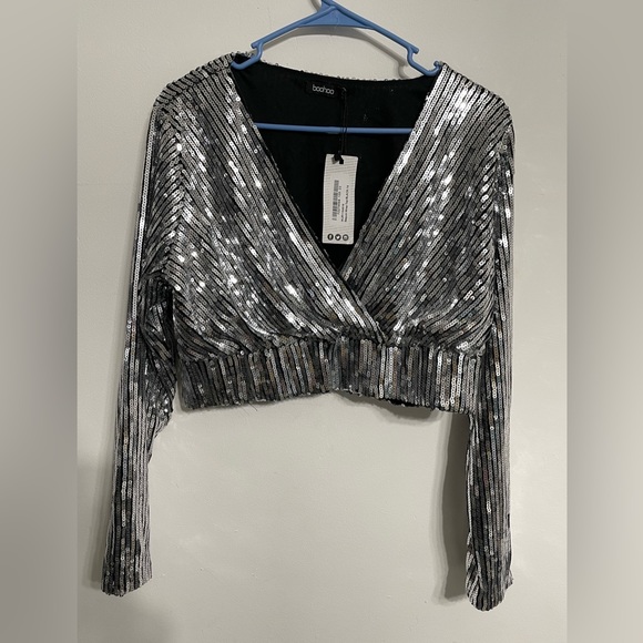 Boohoo Tops - Woman crop top